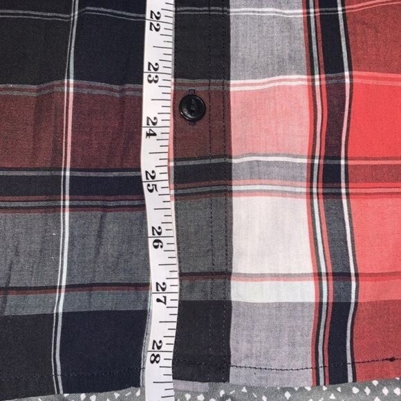 Levis Mens Red/Black Plaid Short Sleeve Button-Up Shirt Size M - Picture 10 of 10